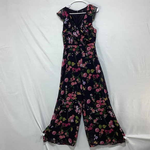 NWT Size Large Lulu's Black Floral Jumpsuit - Picture 4 of 15
